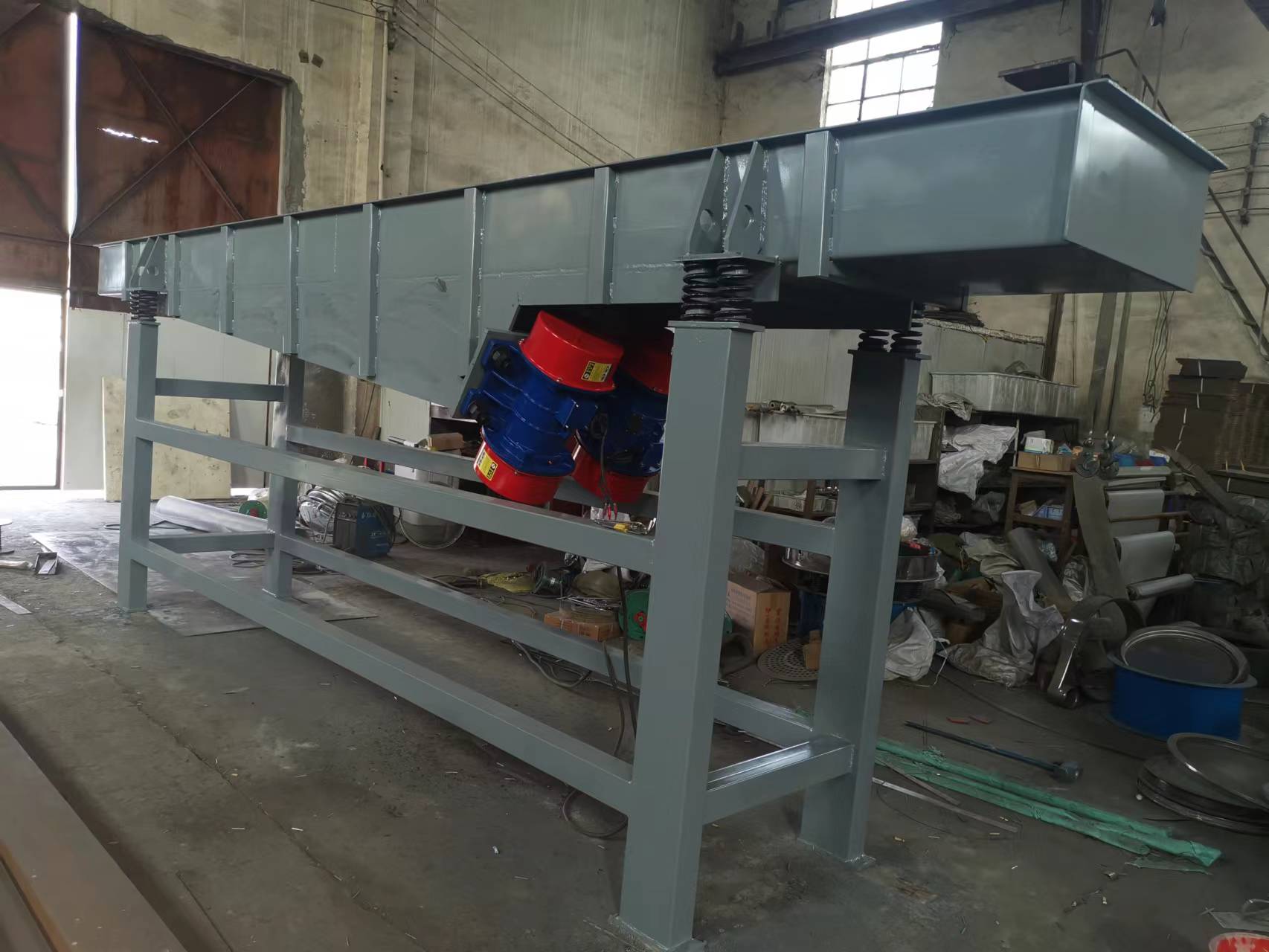 直線振動篩軸承發熱原因分析